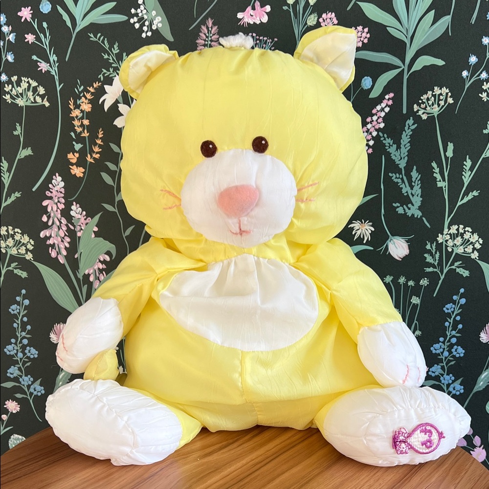 VINTAGE FISHER PRICE PUFFALUMP yellow cat plush toy #8002 1980’s nylon 🐱 12”